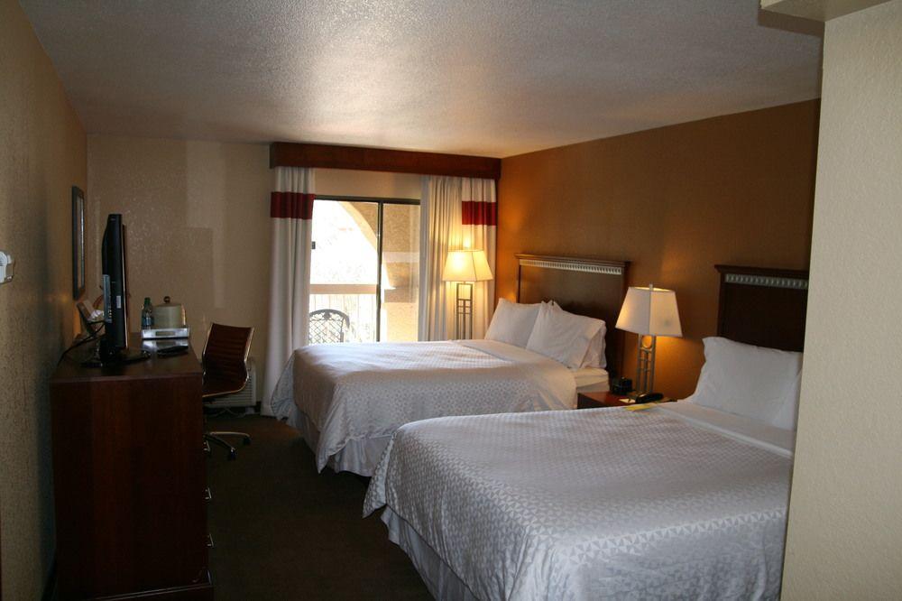 Four Points By Sheraton Tucson Airport Екстер'єр фото